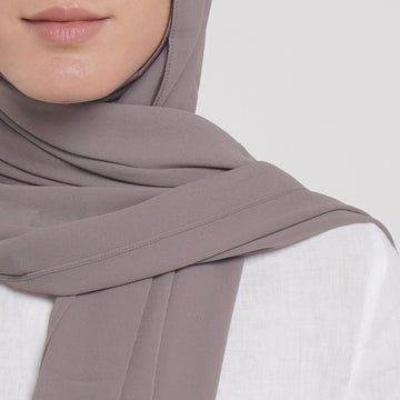 Emiratie Chiffon with Bonnet -Muted Rose Taupe