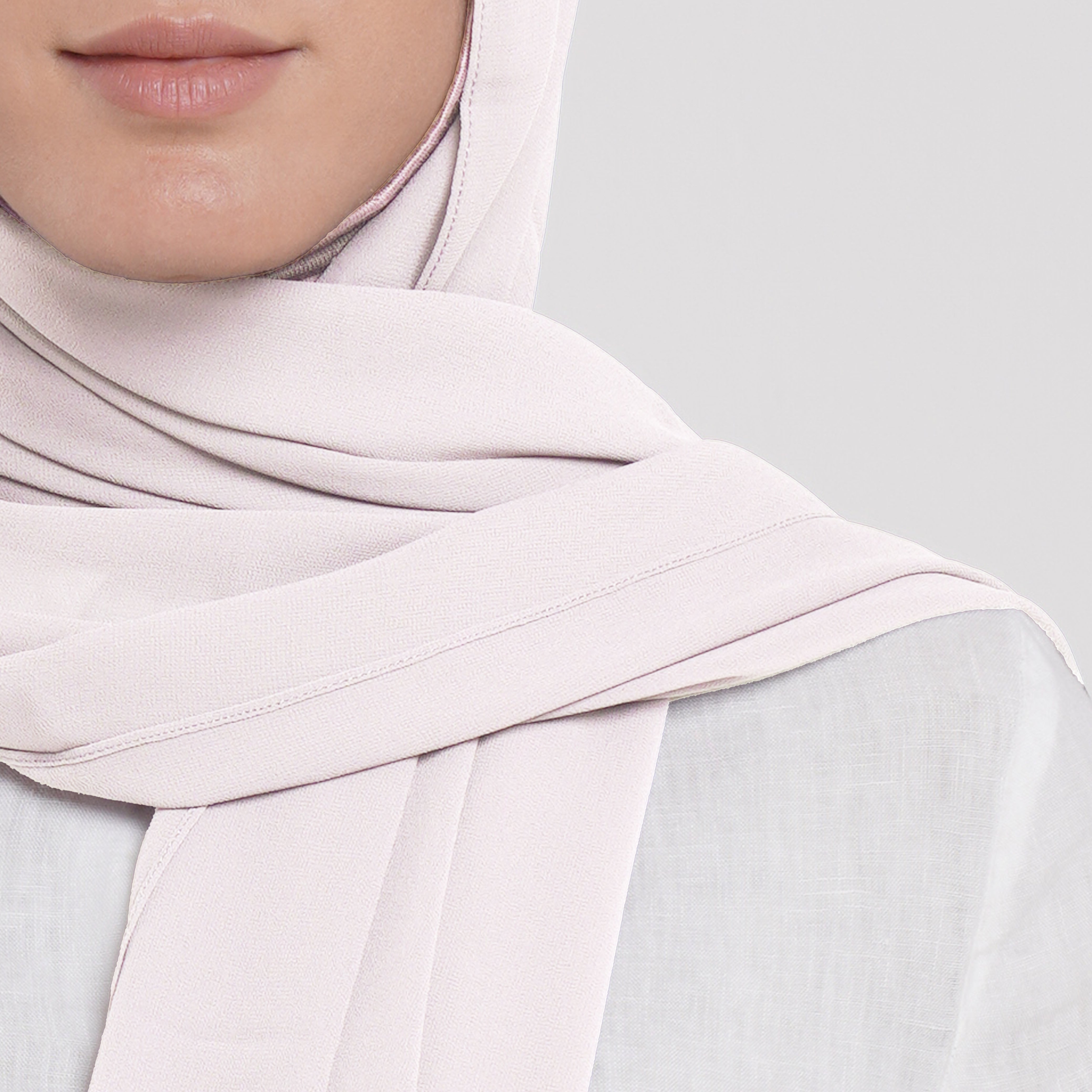 Emiratie Chiffon with Bonnet -Soft Sand Beige