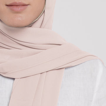 Emiratie Chiffon with Bonnet -Warm Almond Beige