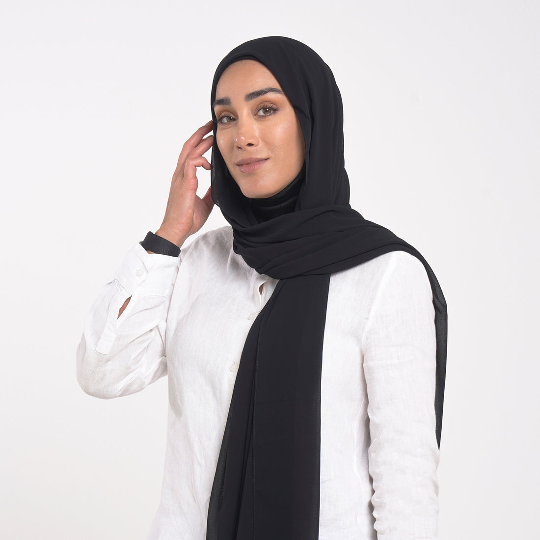 Emiratie Chiffon with Bonnet - Classic Deep Black