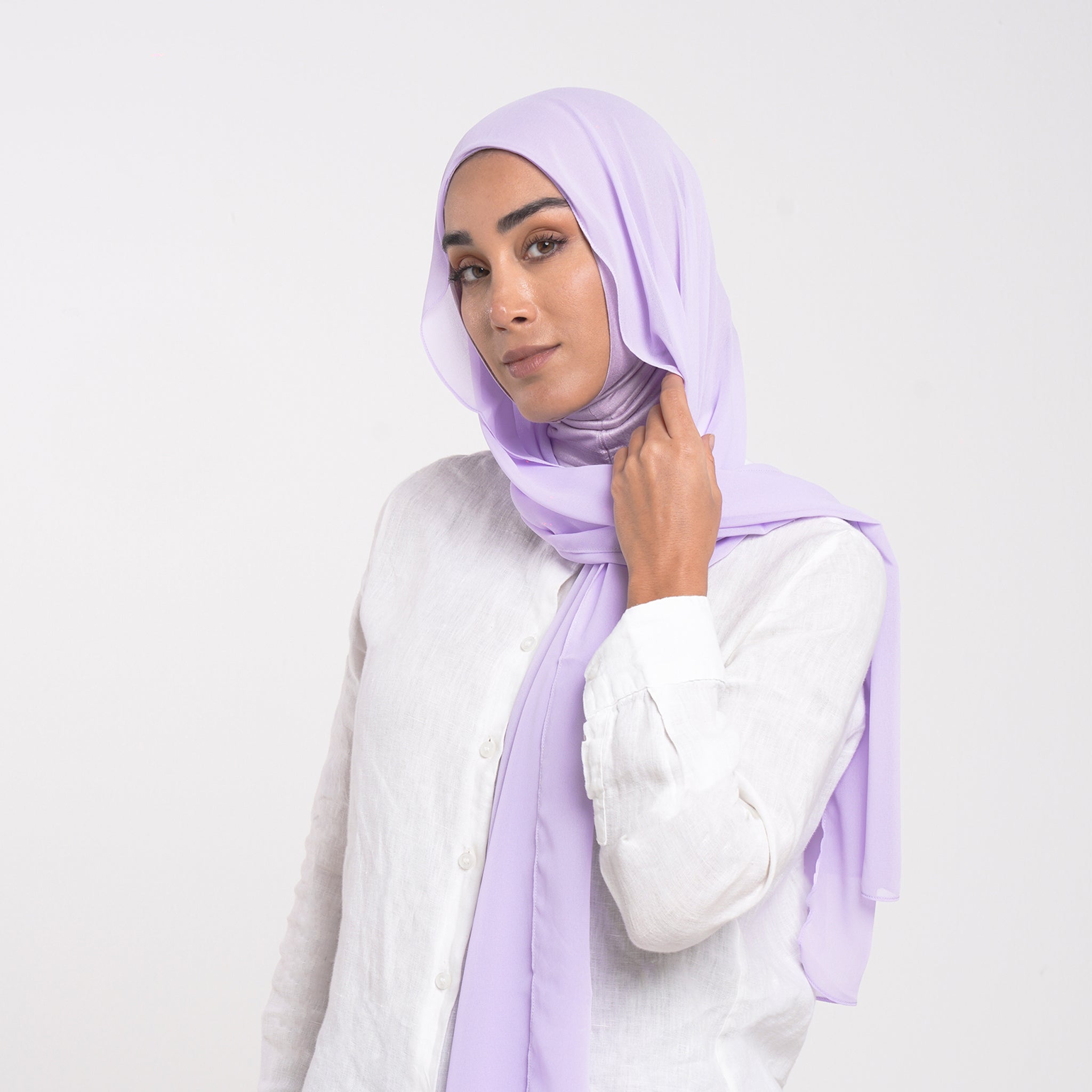 Emiratie Chiffon with Bonnet -Light Pastel Lavender