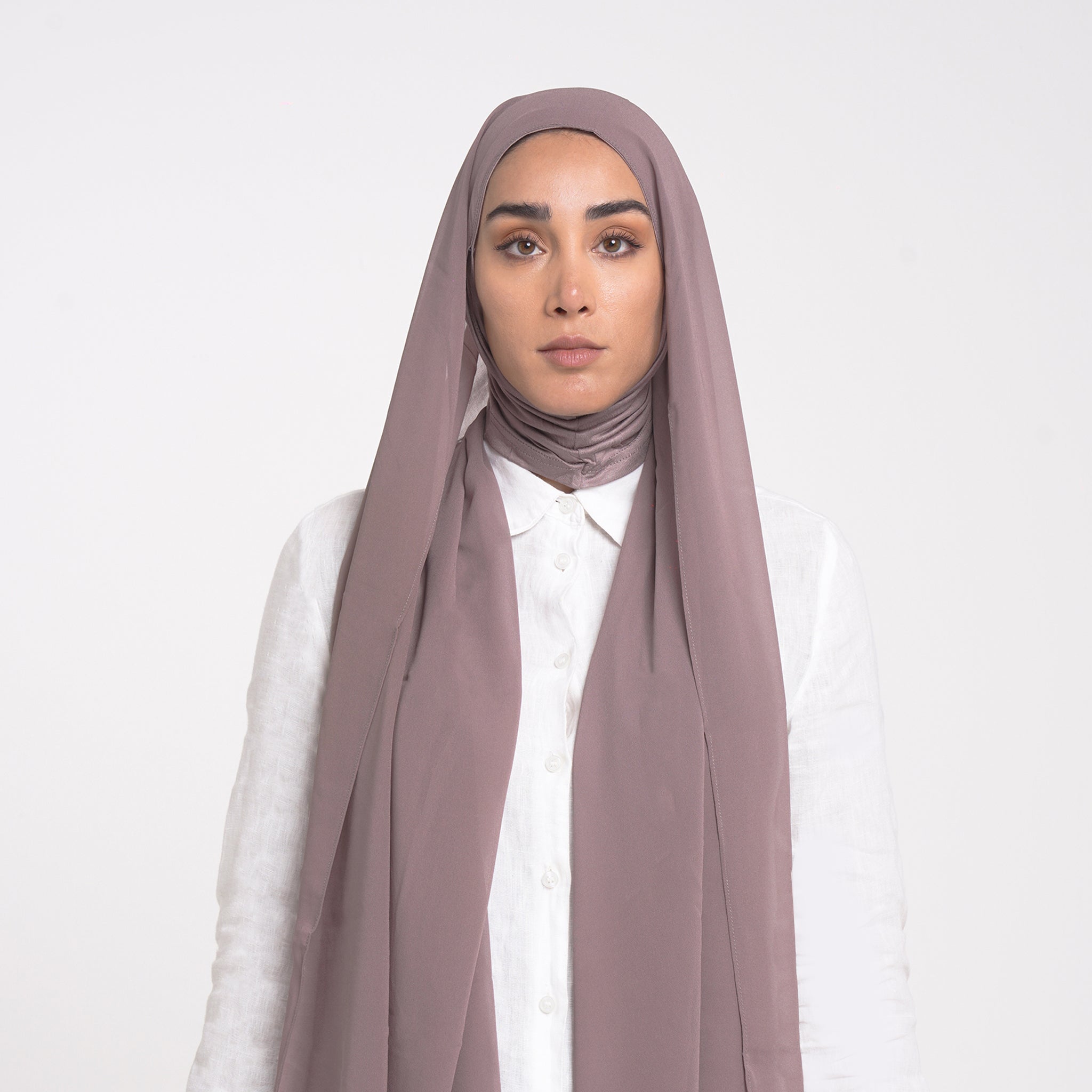 Emiratie Chiffon with Bonnet -Muted Rose Taupe