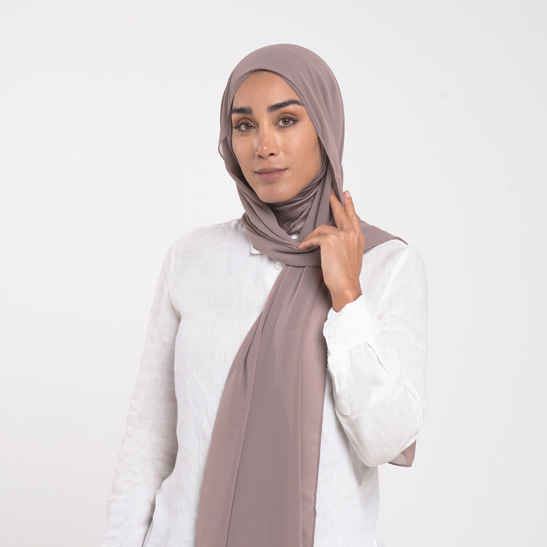 Emiratie Chiffon with Bonnet -Muted Rose Taupe