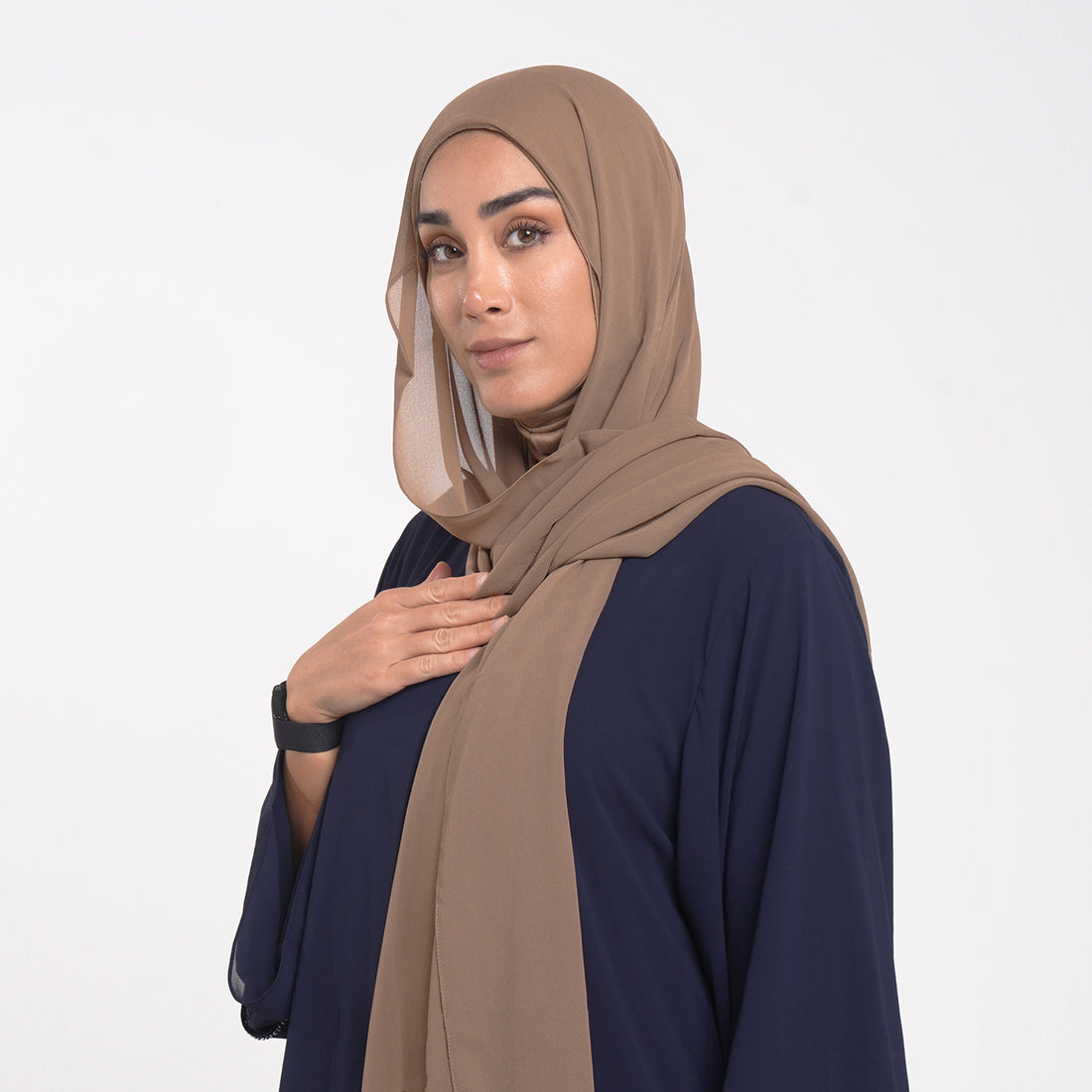 Emiratie Chiffon with Bonnet -Warm Caramel Brown