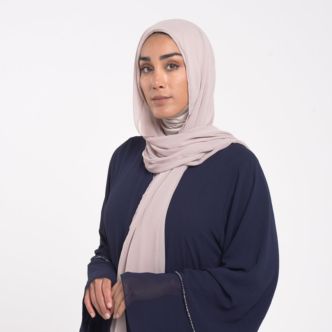 Emiratie Chiffon with Bonnet -Soft Nude Blush