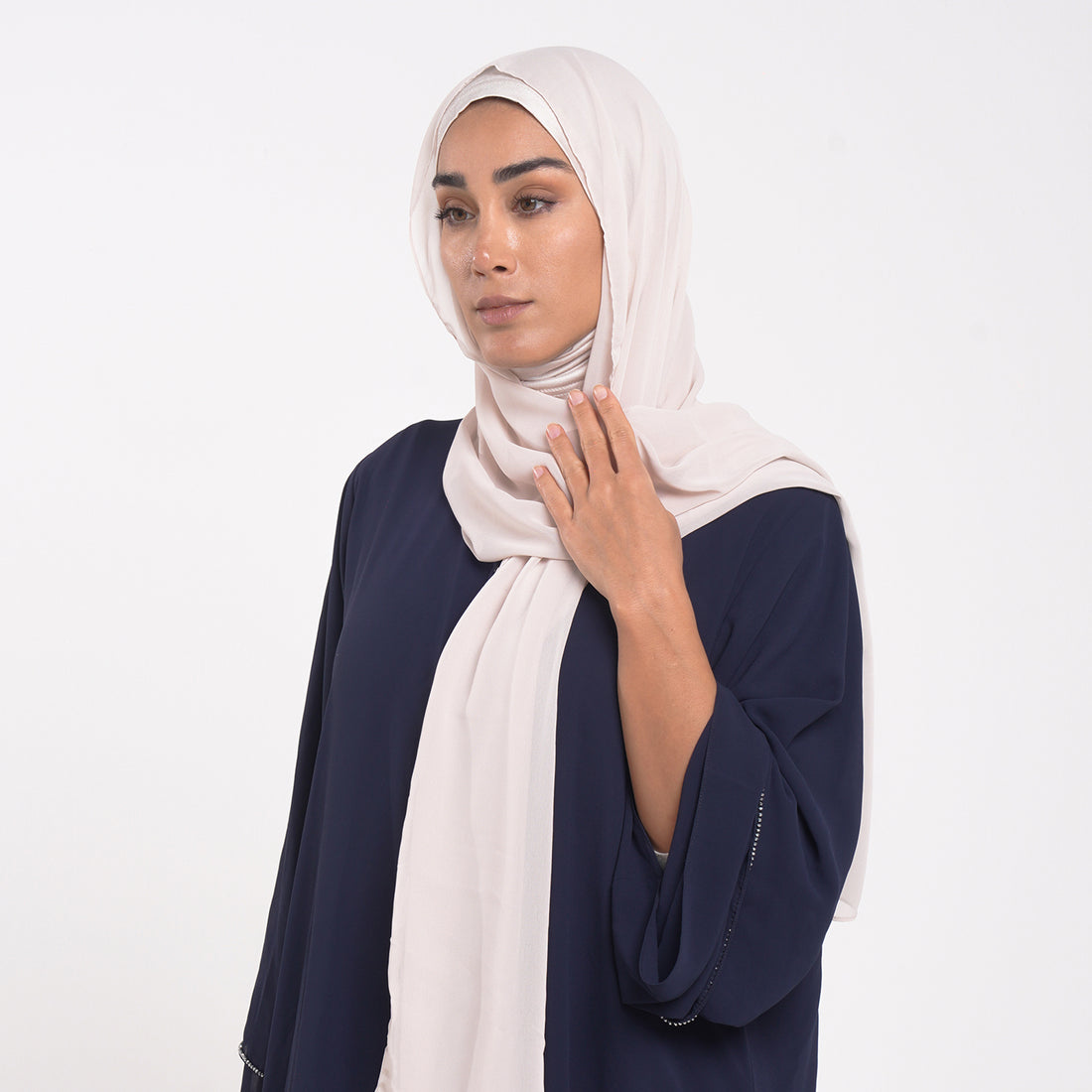 Emiratie Chiffon with Bonnet -Soft Sand Beige