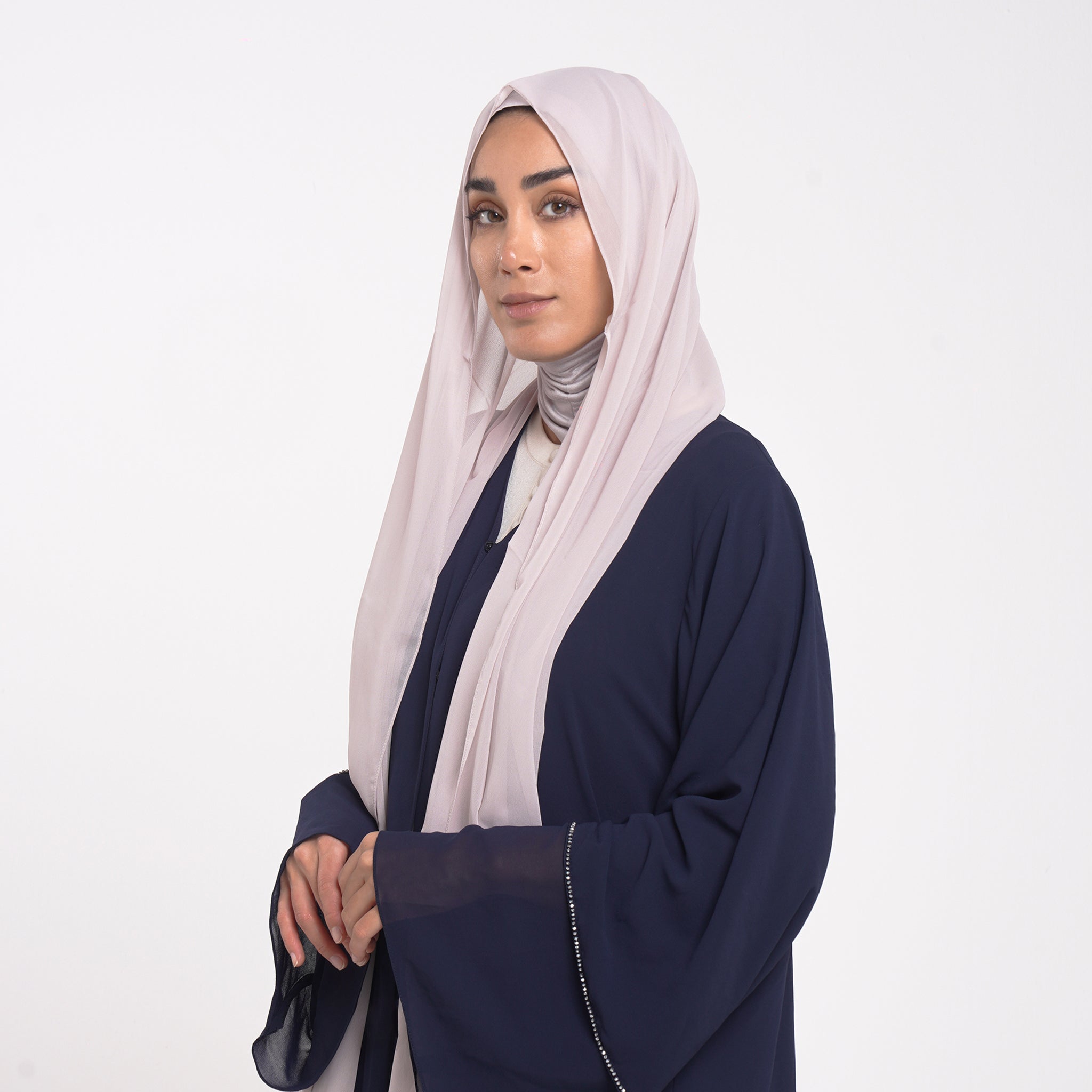 Emiratie Chiffon with Bonnet -Soft Dusty Blush