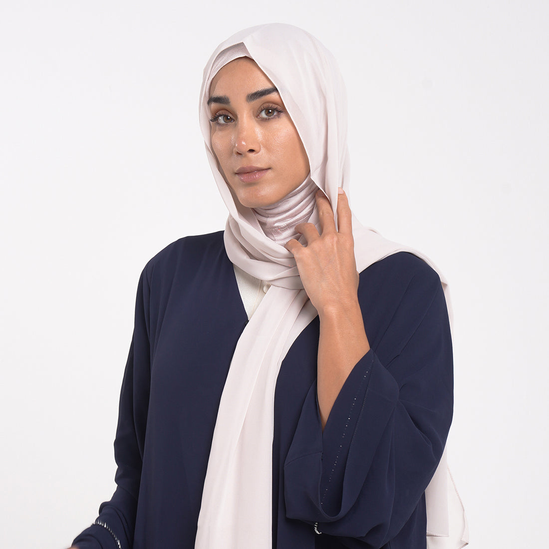 Emiratie Chiffon with Bonnet -Light Champagne Beige