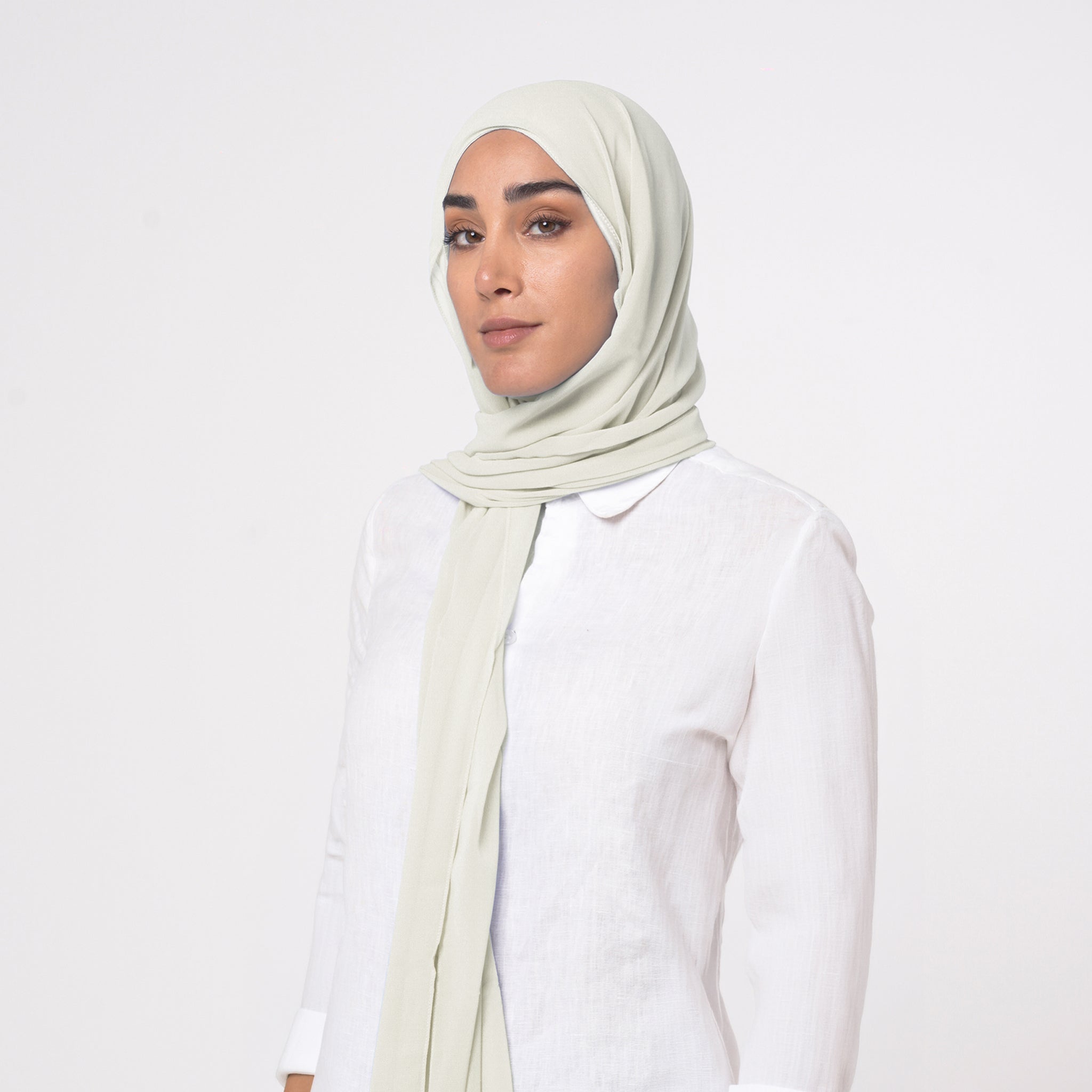 Emiratie Chiffon with Bonnet -Sage Mist
