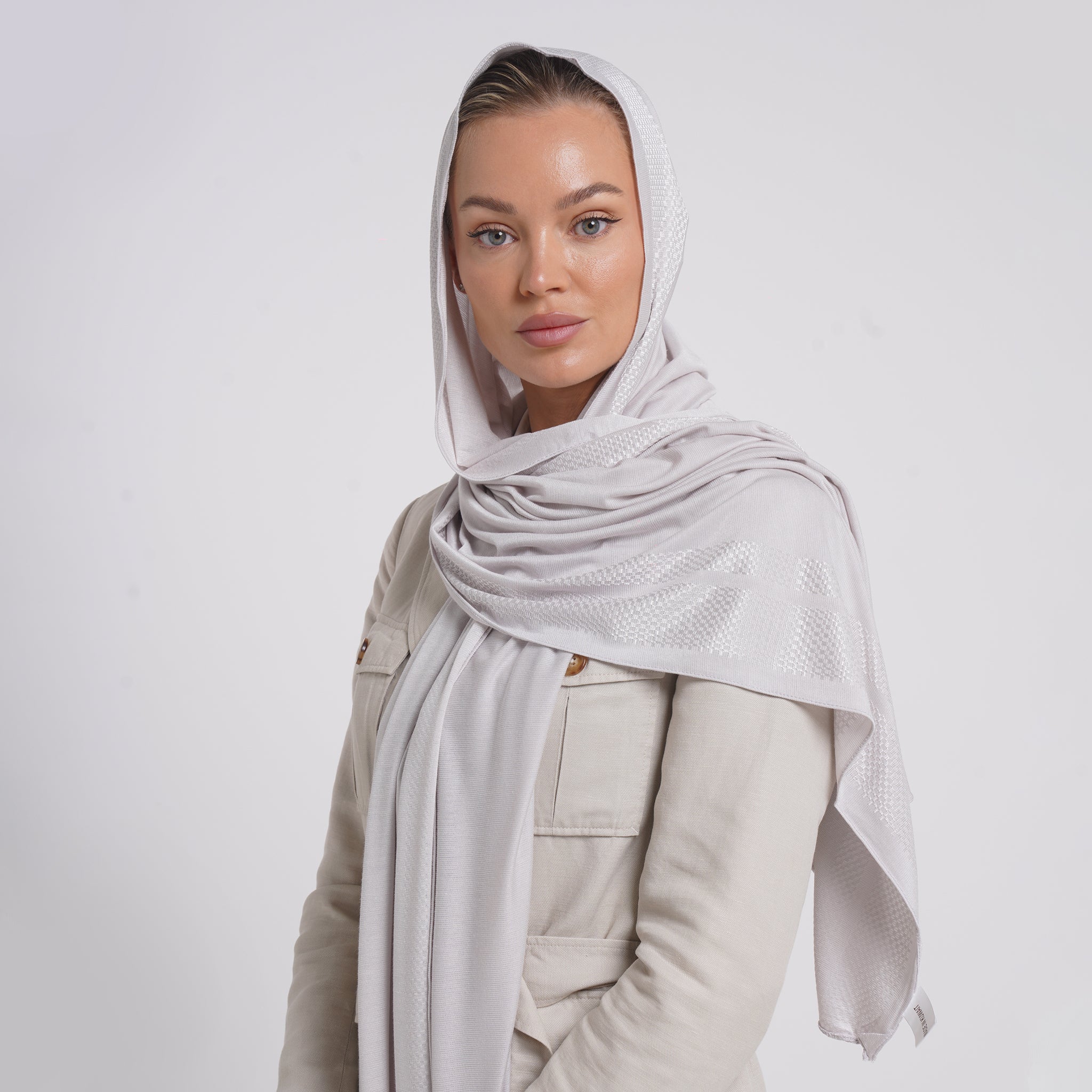 Hijab Jackard - Light Grey