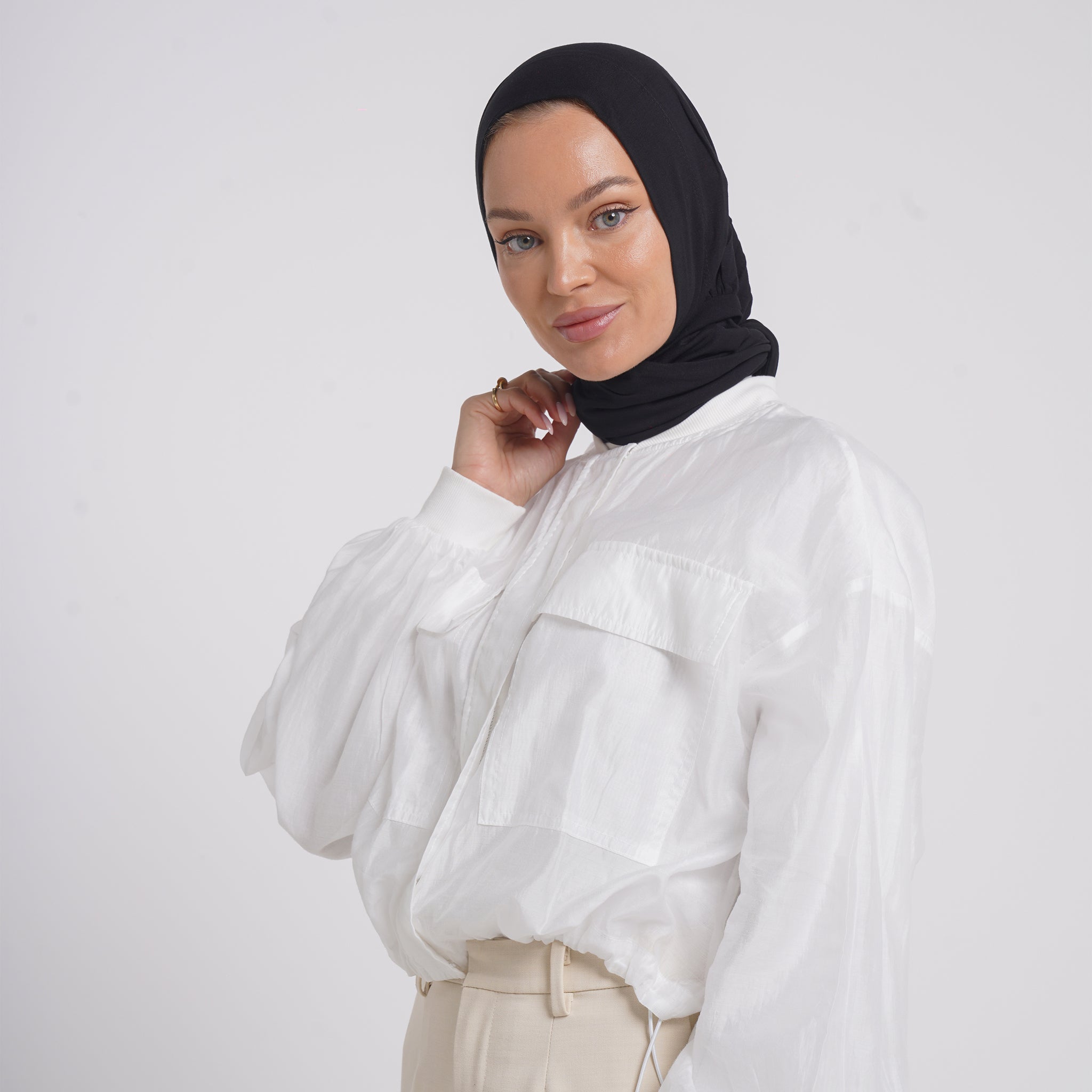 Viscose Yara Hijab - Classic Deep Black