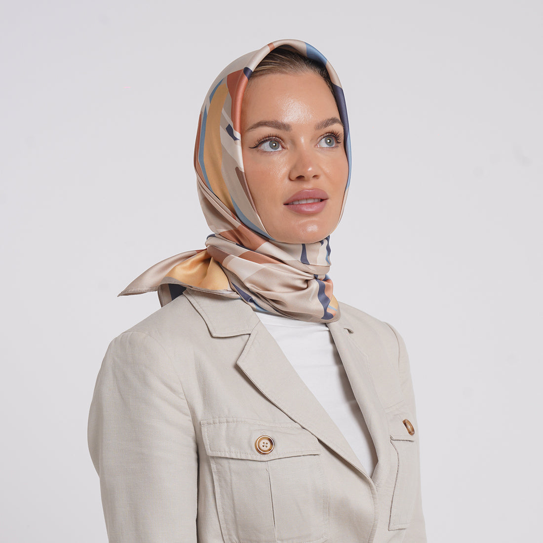 Satin Printed Esarp -Warm Sand Beige