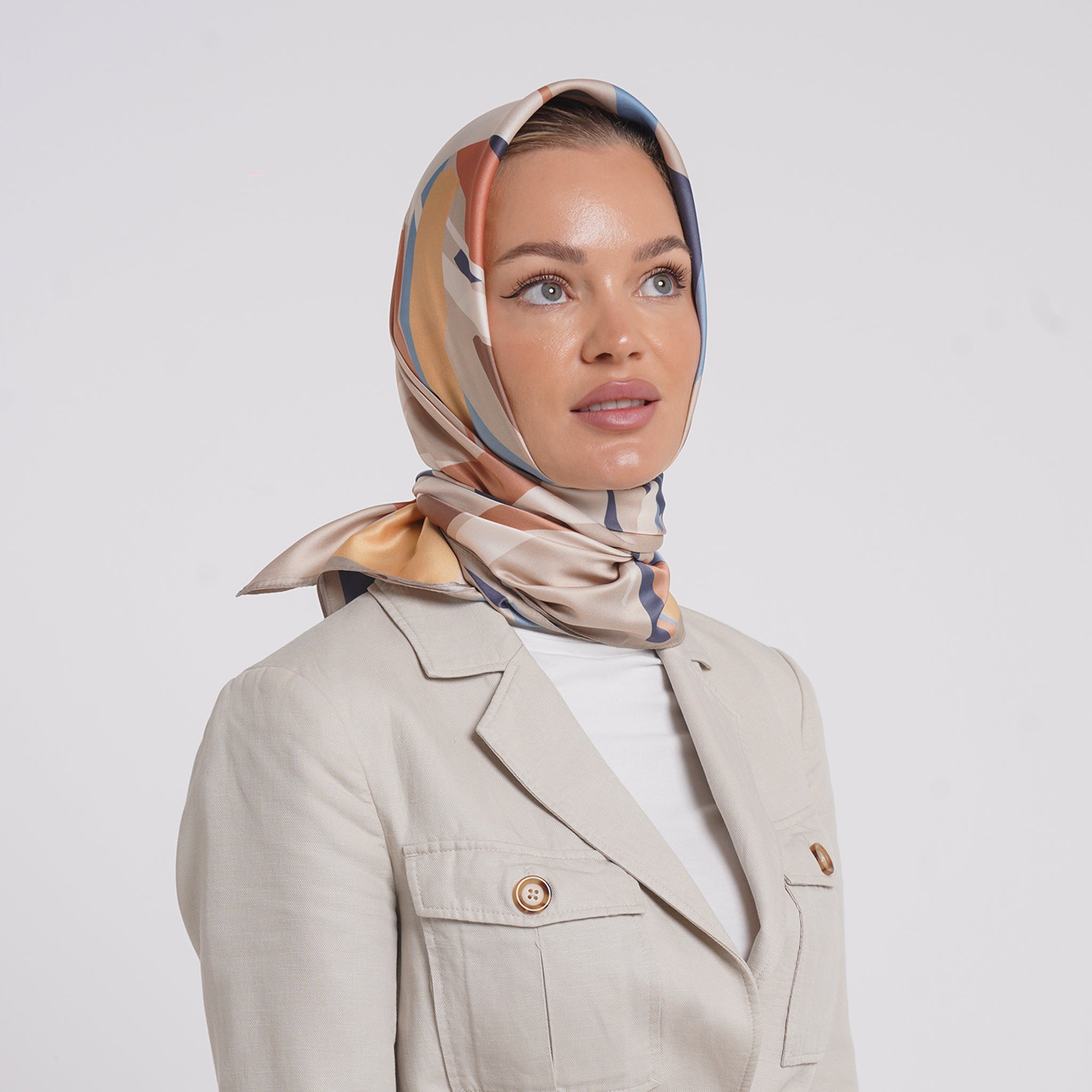 Satin Printed Esarp -Warm Sand Beige