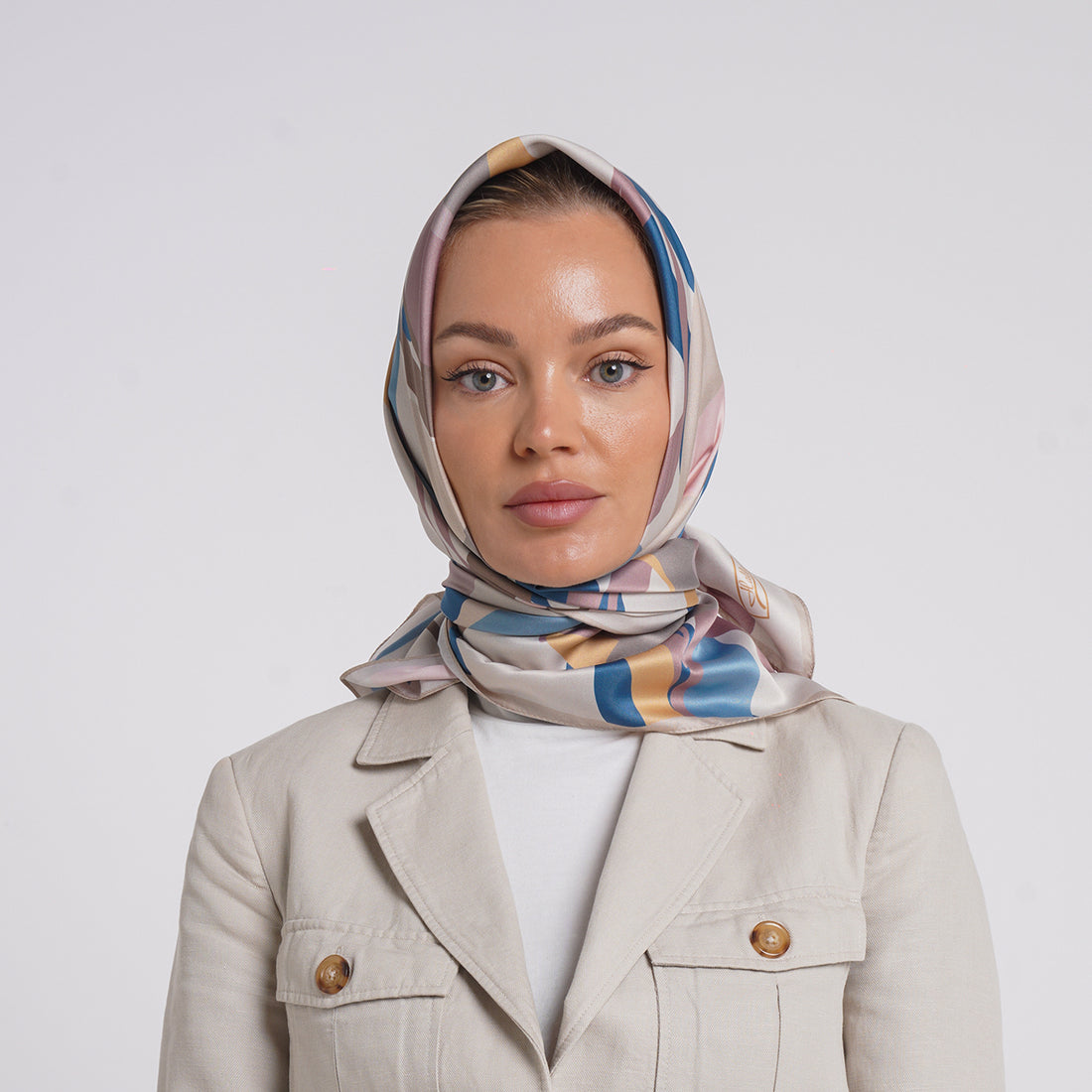Satin Printed Esarp -Soft Greige Beige