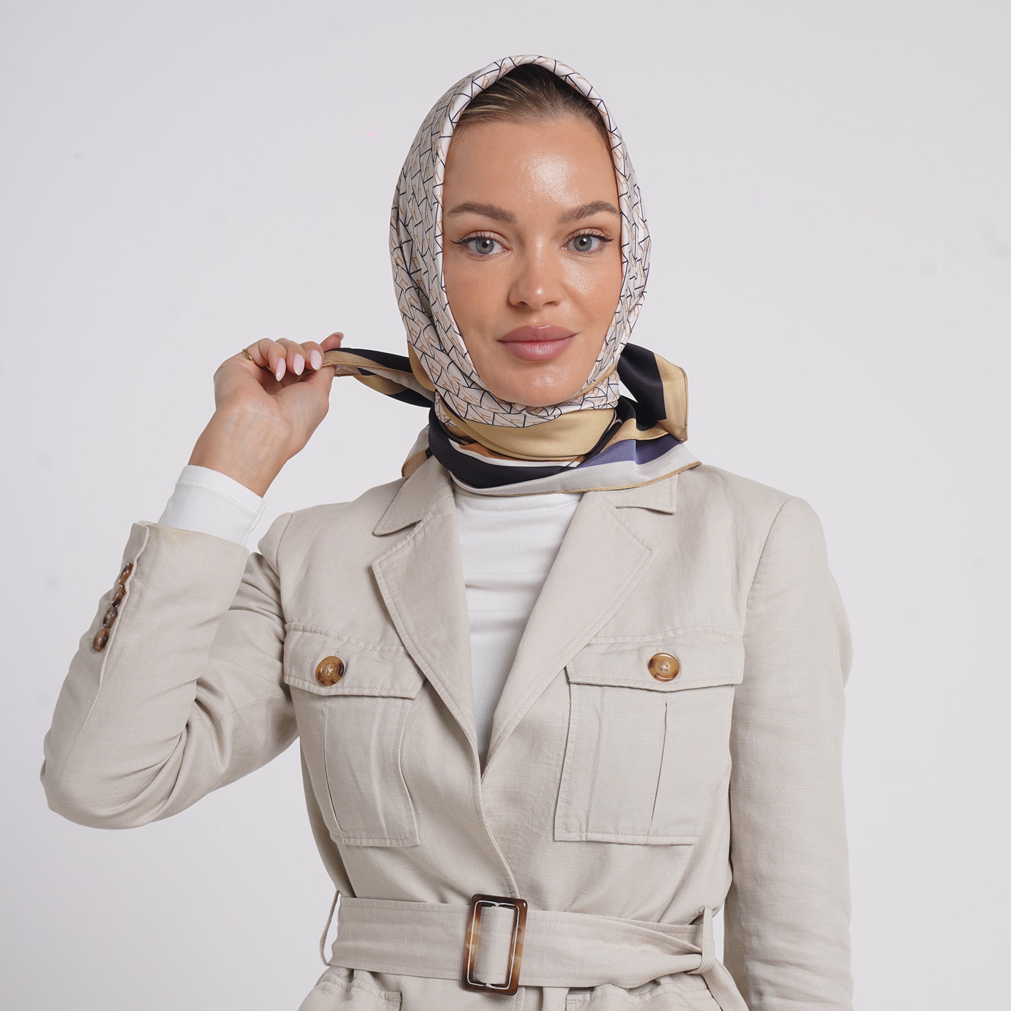 Satin Printed Esarp -Sand Beige Geometric Print