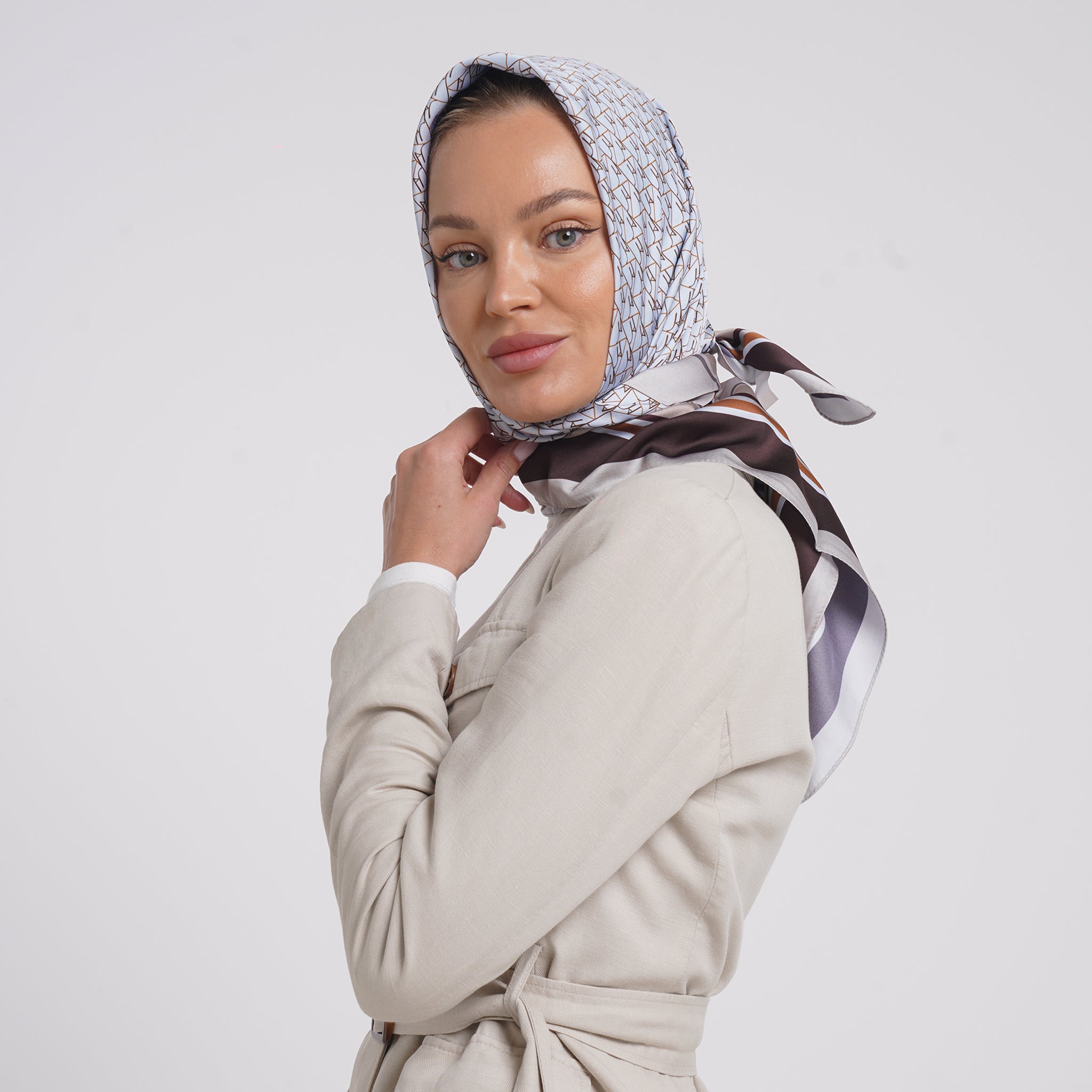 Satin Printed Esarp - Powder Blue