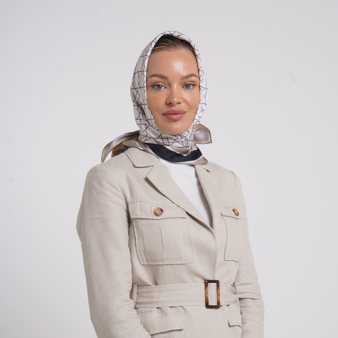 Satin Printed Esarp - Light Warm Beige